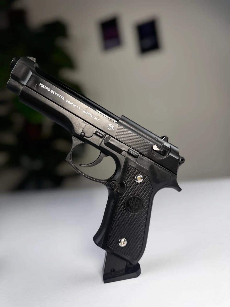 Full Black Beretta M92 Gun